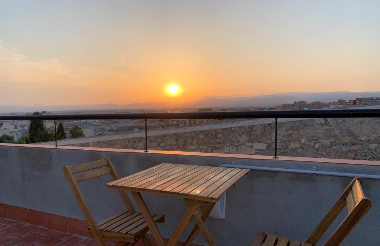 Planta Baja En La Muralla Romana Junto A La Catedral Appartement Tarragona