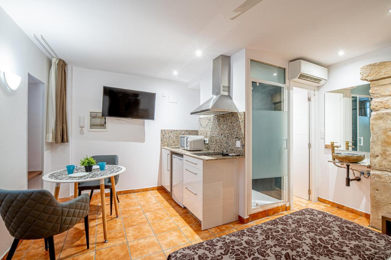 Appartement Planta Baja En La Muralla Romana Junto A La Catedral *